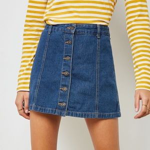 Front button up denim mini skirt